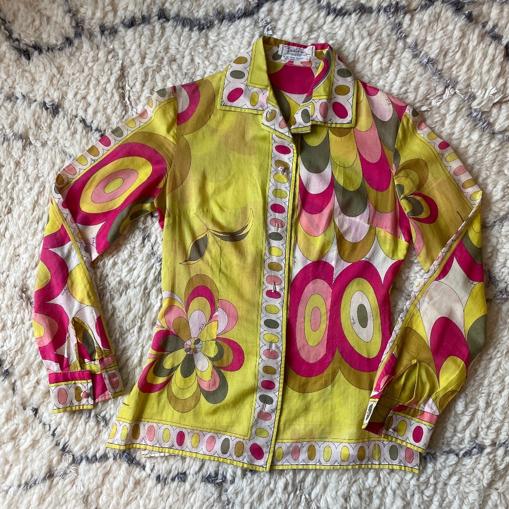 Vintage Pucci blouse, well maintained - Picture 2 of 8